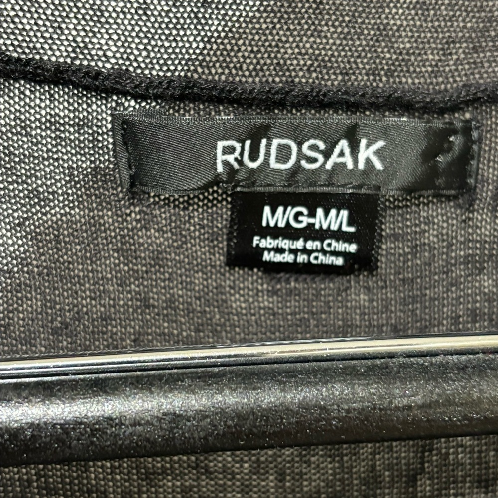 RUDSAK Black Sleeveless Cardigan - Picture 12 of 14
